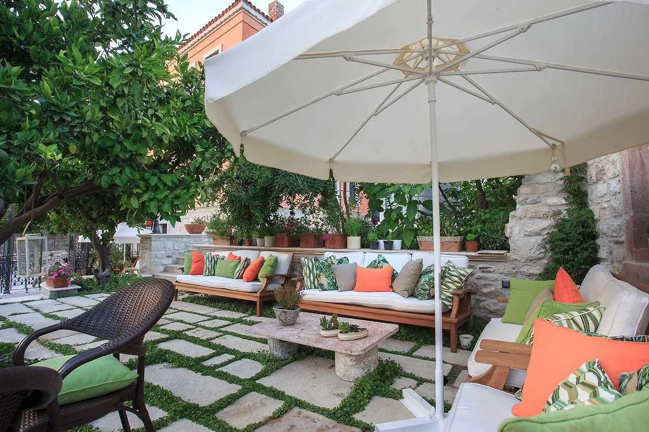 Narimor Urla Butik Otel Hotel